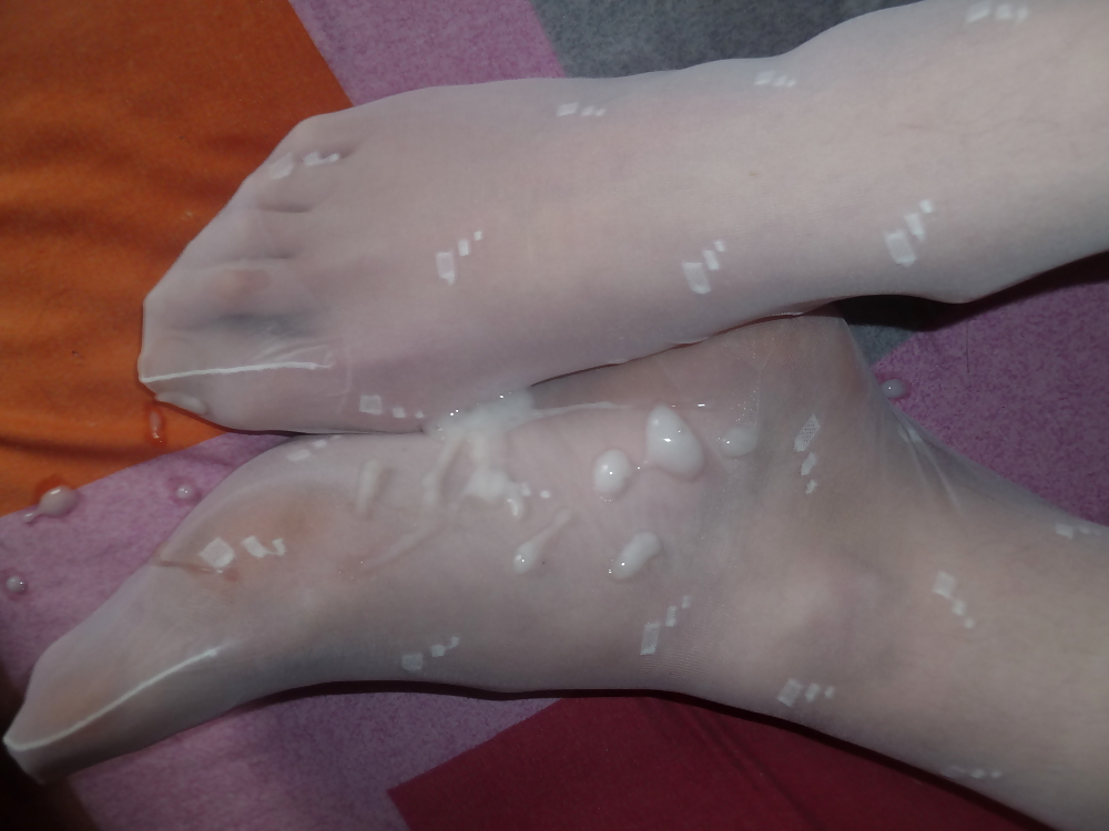 Foot #35641850