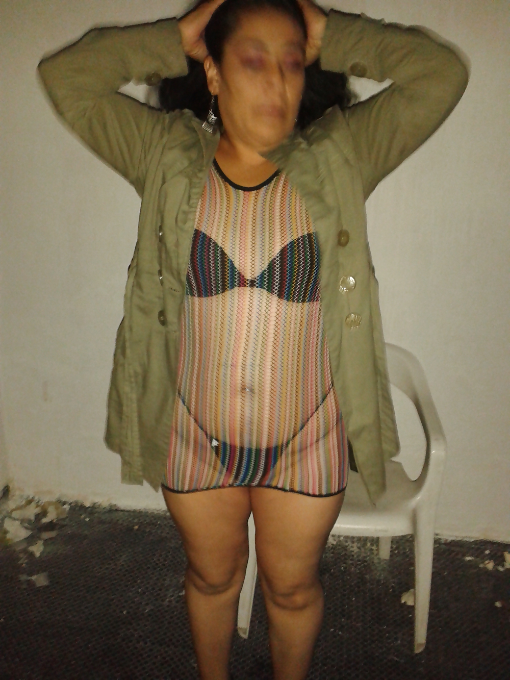 Mujer Swinger Cogida por varios en publico #24619979