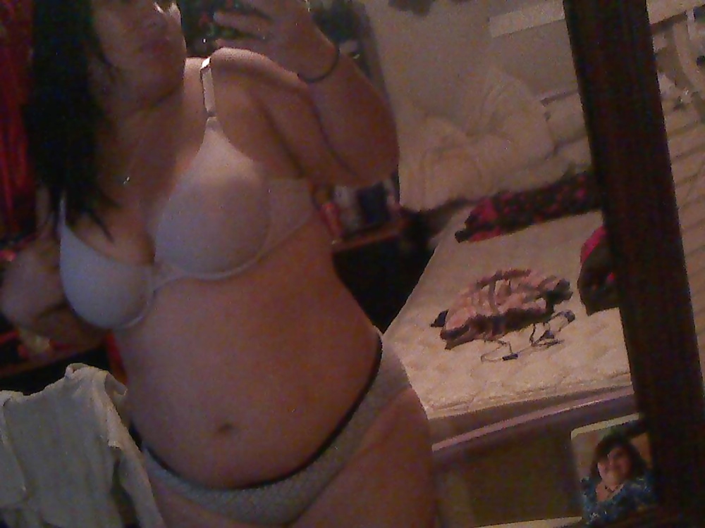 Chubby teen showing off for bbw lovers #33071718