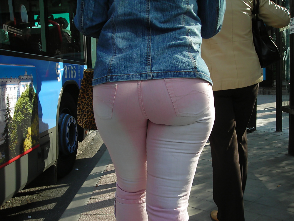 Candid ass in the bus stop #29404161