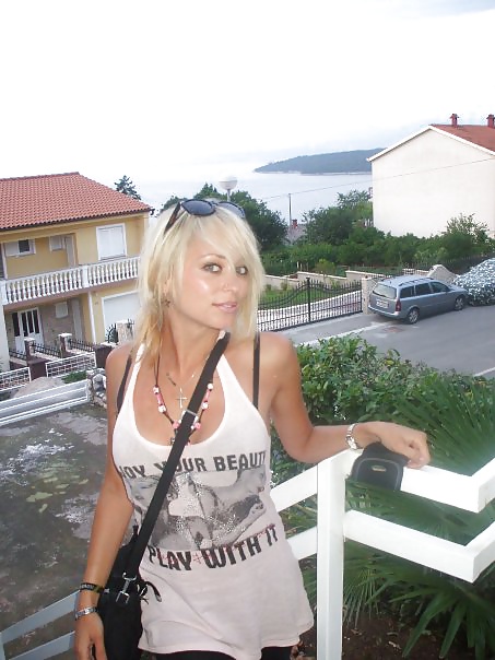 Slovenian MILF Maja 34 years old #31142823