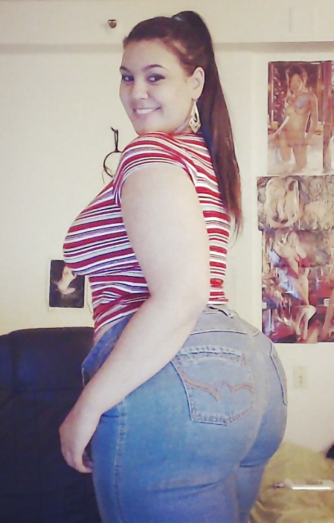 大きなお尻
 #32019865