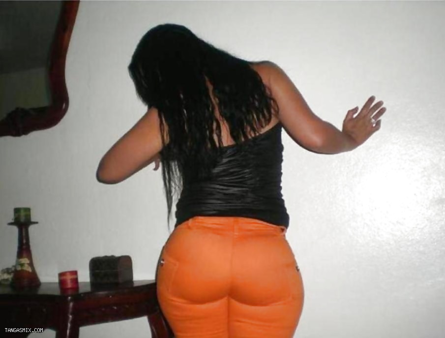 大きなお尻
 #32019879