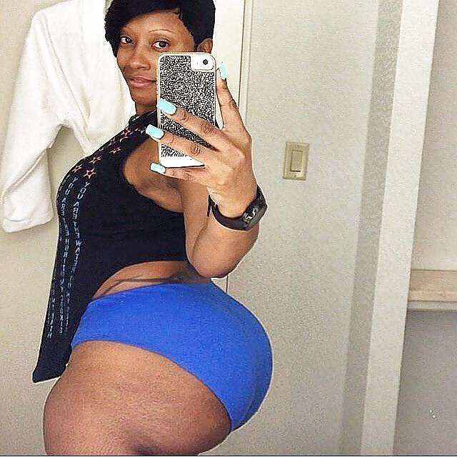 大きなお尻
 #32019917