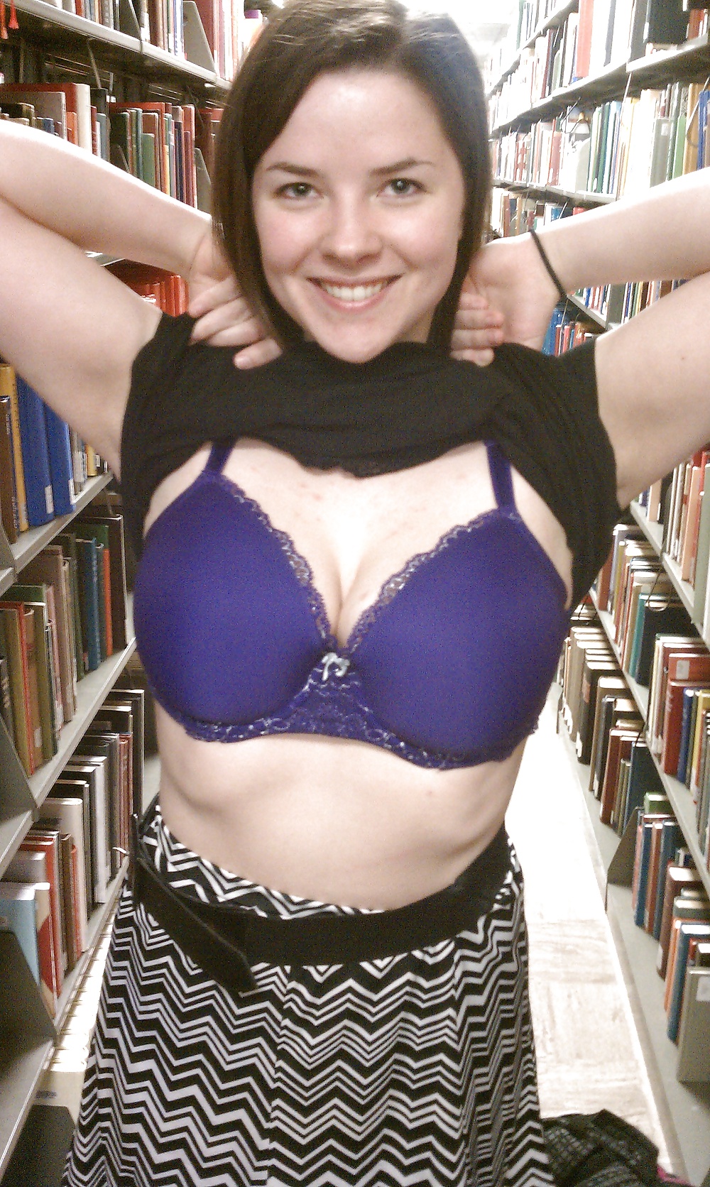 Brunette flash in library #31081589
