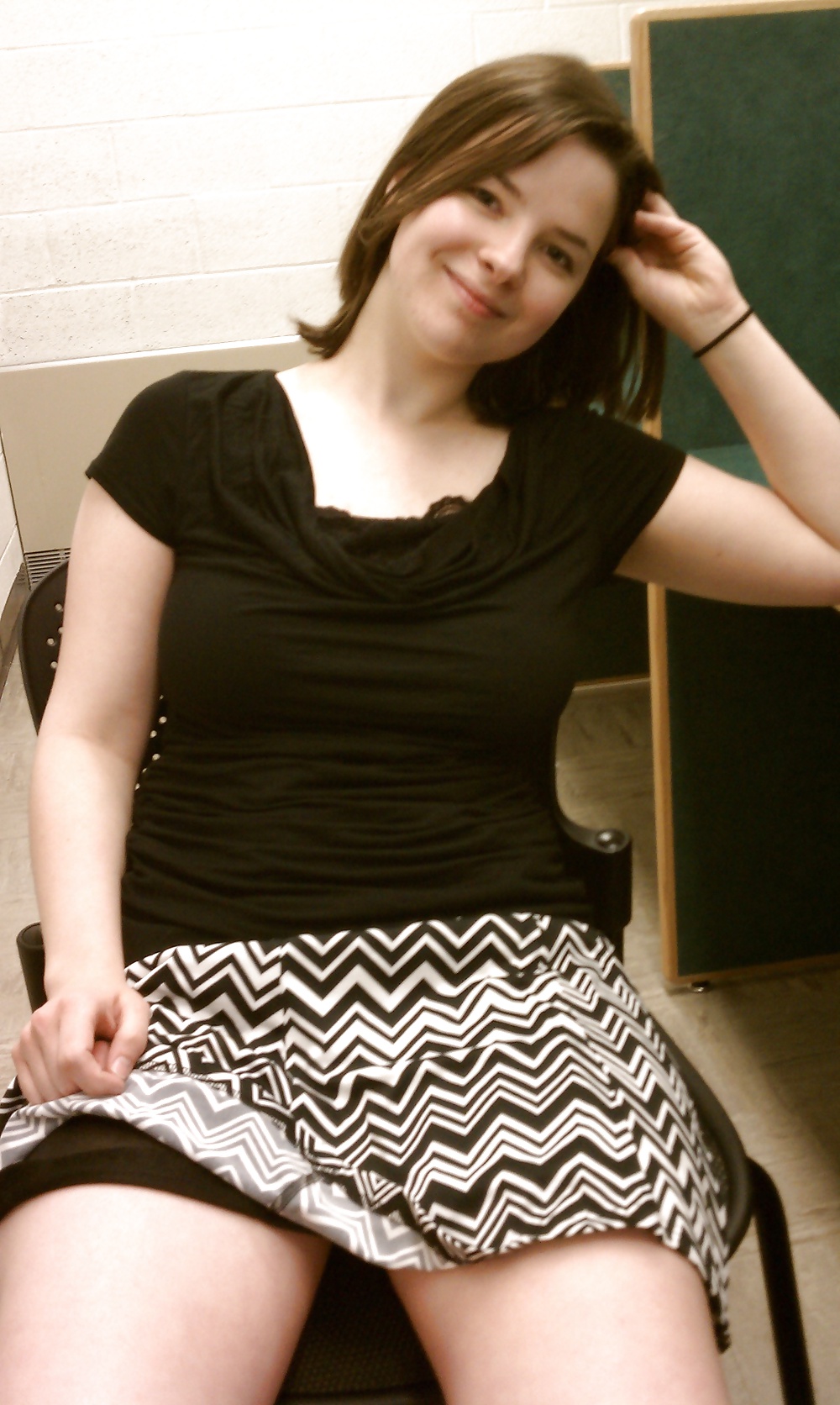 Brunette flash in library #31081617