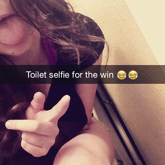 Toilet selfies #40973439