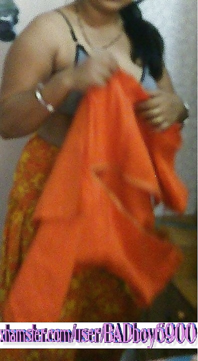 Aunty Sanjana Open her Dress #39339231