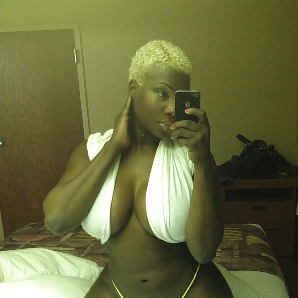 Sibongile Cummings: Gorgeous Thick Chocolate Model - Ameman #24448534