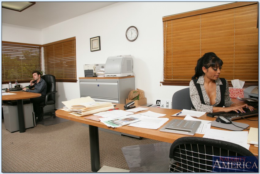 Ravishing hindu MILF Priya Anjali Rai scoring huge dick in the office #51173610