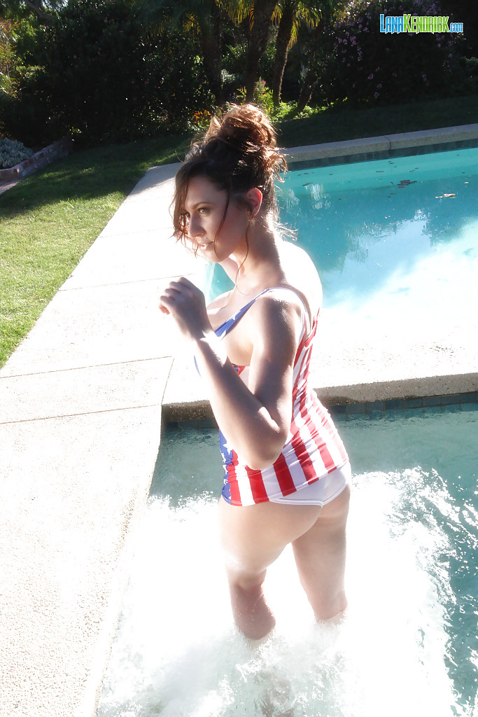 Pornstar in American flag-themed swimming suit Lana Kendrick has fun in pool #50197195