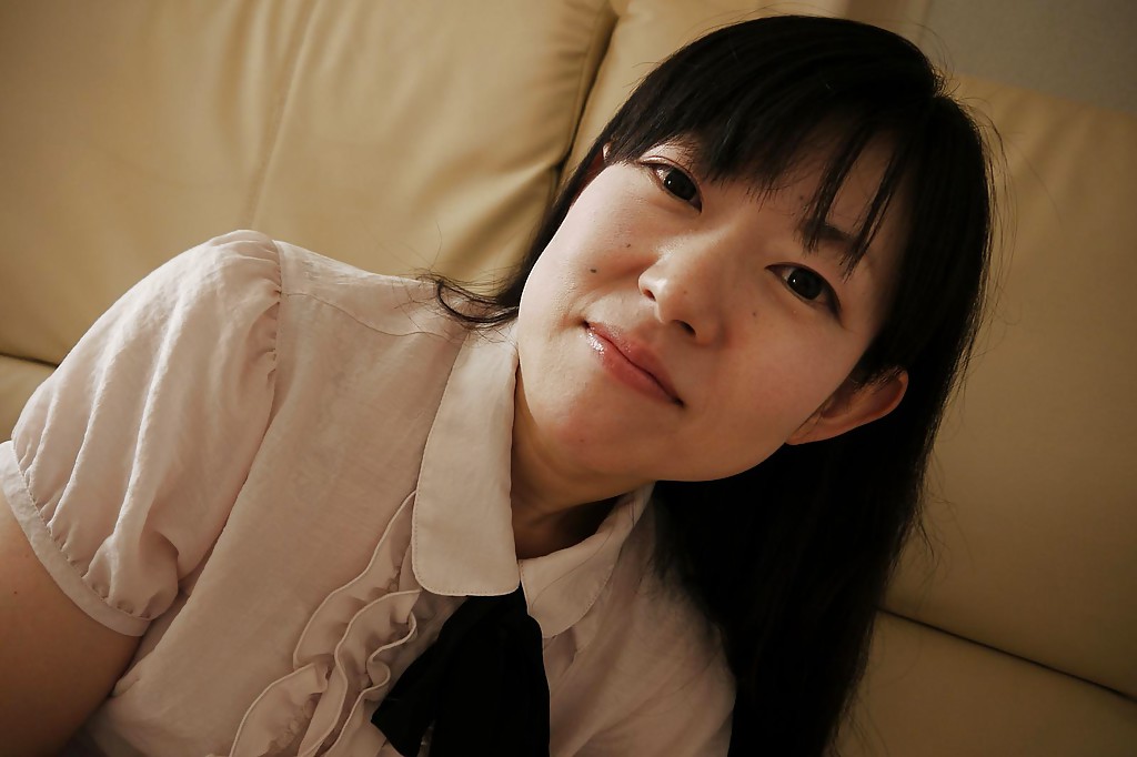 Asian Milf babe Ayane Ikeuchi posing in schoolgirl uniform and hose #51799359
