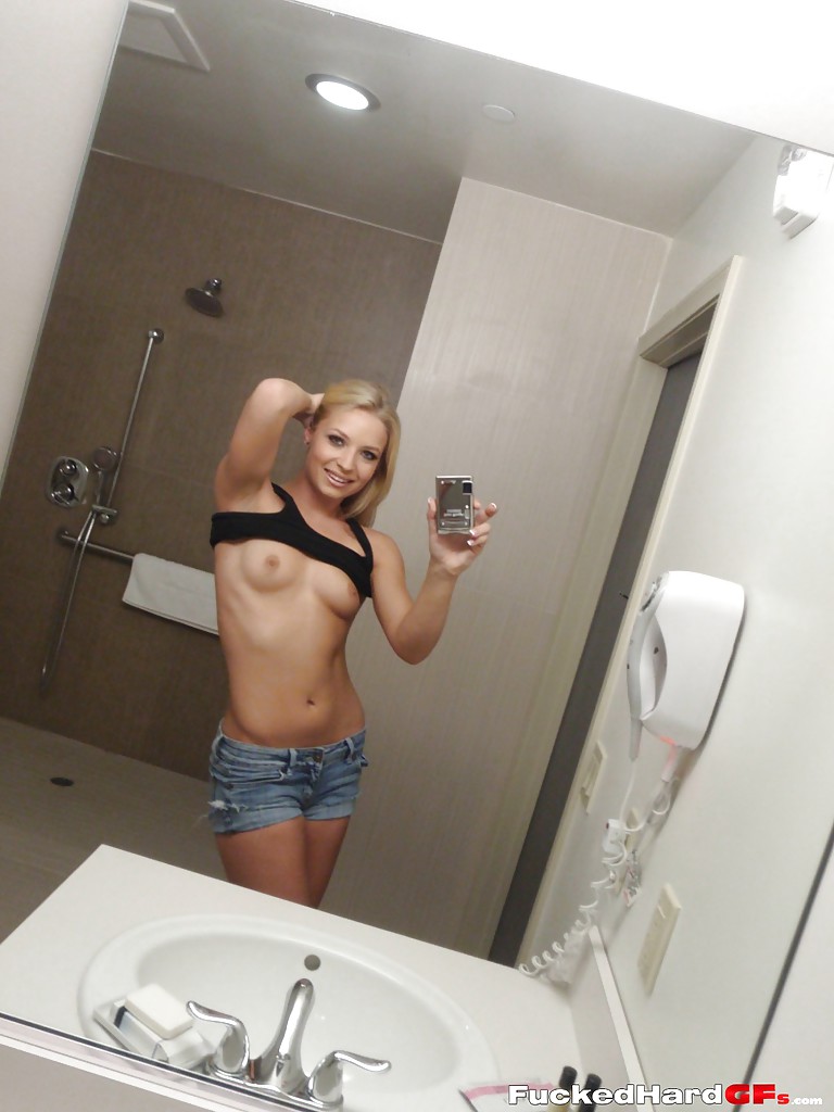 Bath time self shots compliments of skinny teen hottie Alyssa #51830492