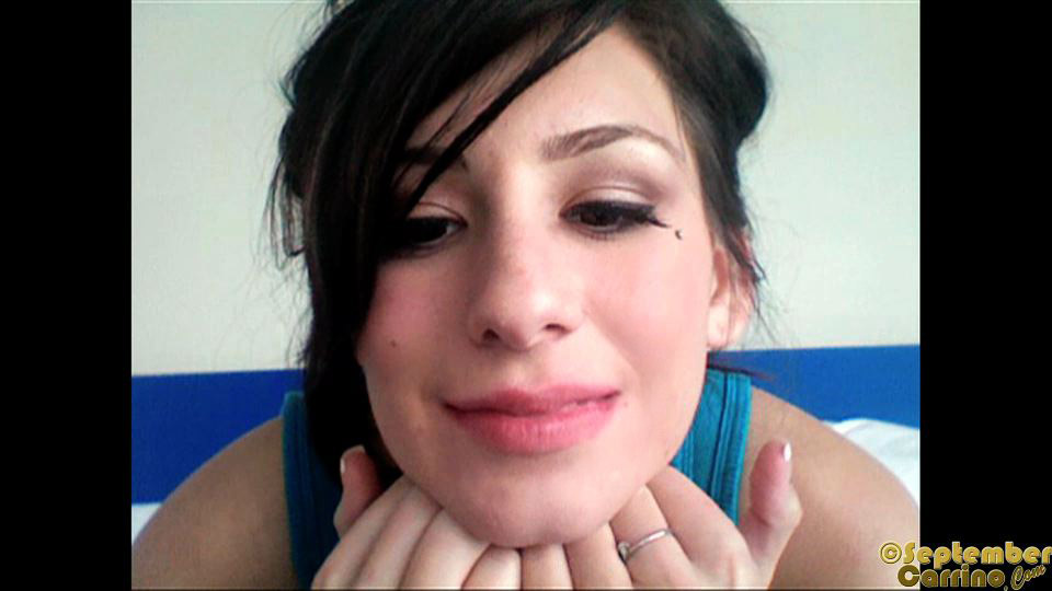 La guapa September Carrino muestra su cara y sus grandes tetas en la webcam
 #55549240