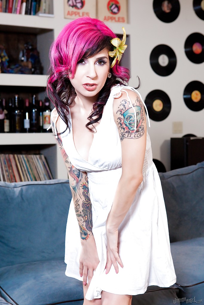 Smoking hot emo babe Joanna Angel is playing with her toy #54346926