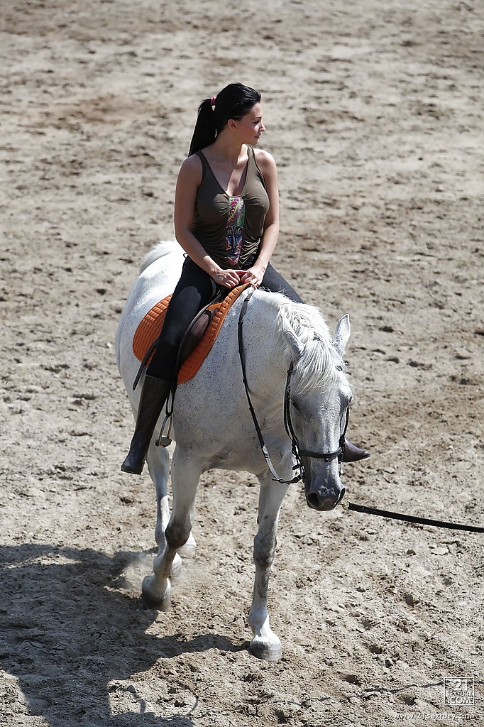 Pornstar Aletta Ocean is riding a horse outdoor in glasses #52508234
