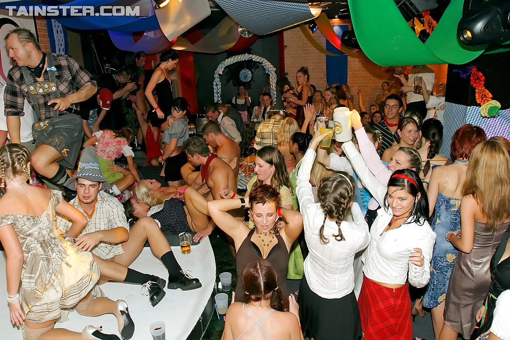 Wooing european MILFs enjoy a wild sex orgy at the night club party #50313341