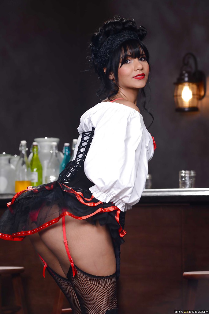 Skinny Latina milf Rose Monroe posing in her black stockings #50248036