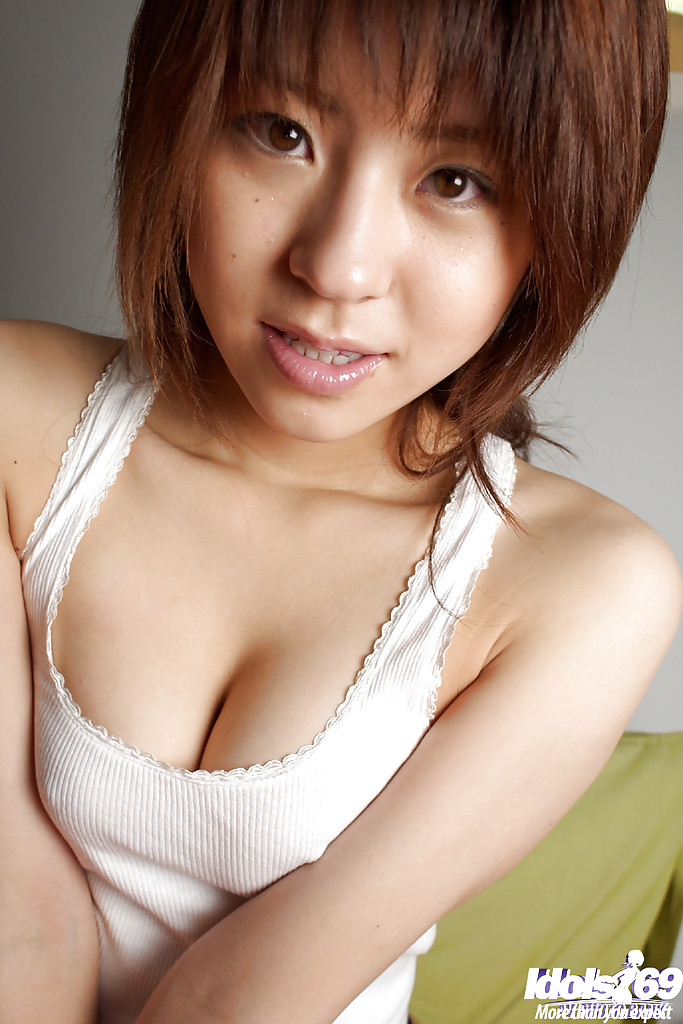 Pretty asian teen Haruka Tsukino slipping off her panties on the bed #51224677