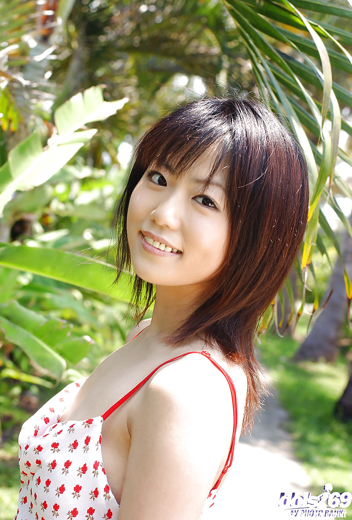 Cute asian babe Saki Ninomiya slipping off her dress and panties outdoor #51209404
