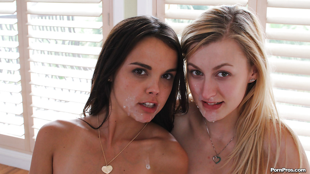 Deux charmantes salopes alexa grace et dillion harper se font pilonner
 #52523131