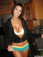 Amateur MILF Babe Dylan Ryder Posing While Fingering Her Pussy