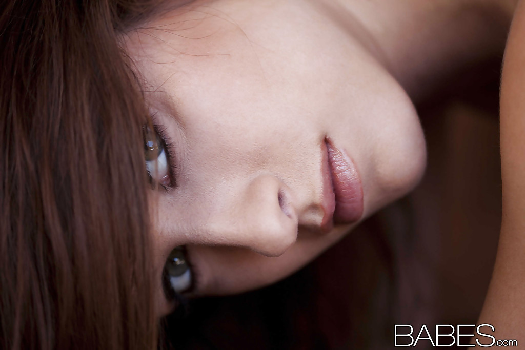 Tempting seductress with natural bosoms make some wet pussy teasing action #54427656