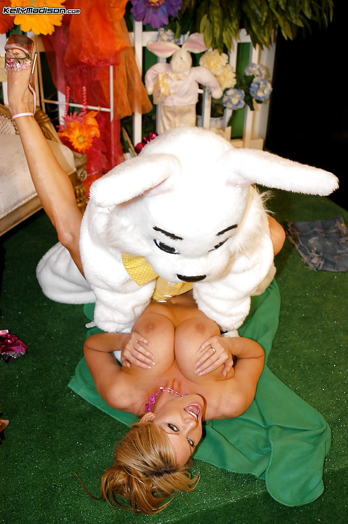 Clothed amateur Kelly Madison suck hard cock of a rabbit in a skirt #50378281