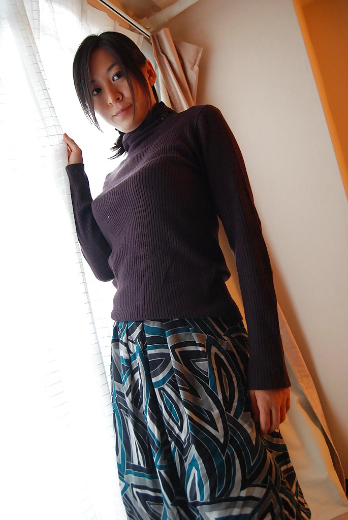 Asian MILF Ryoko Morikawa undressing and exposing her hairy gash in close up #51194659