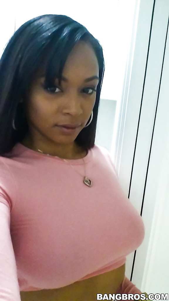 Curvy black chick Porsha Carrera taking selfies of her big black tits #51827152
