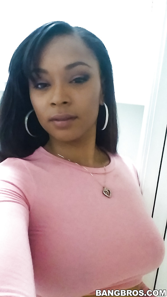 Curvy black chick Porsha Carrera taking selfies of her big black tits #51827174