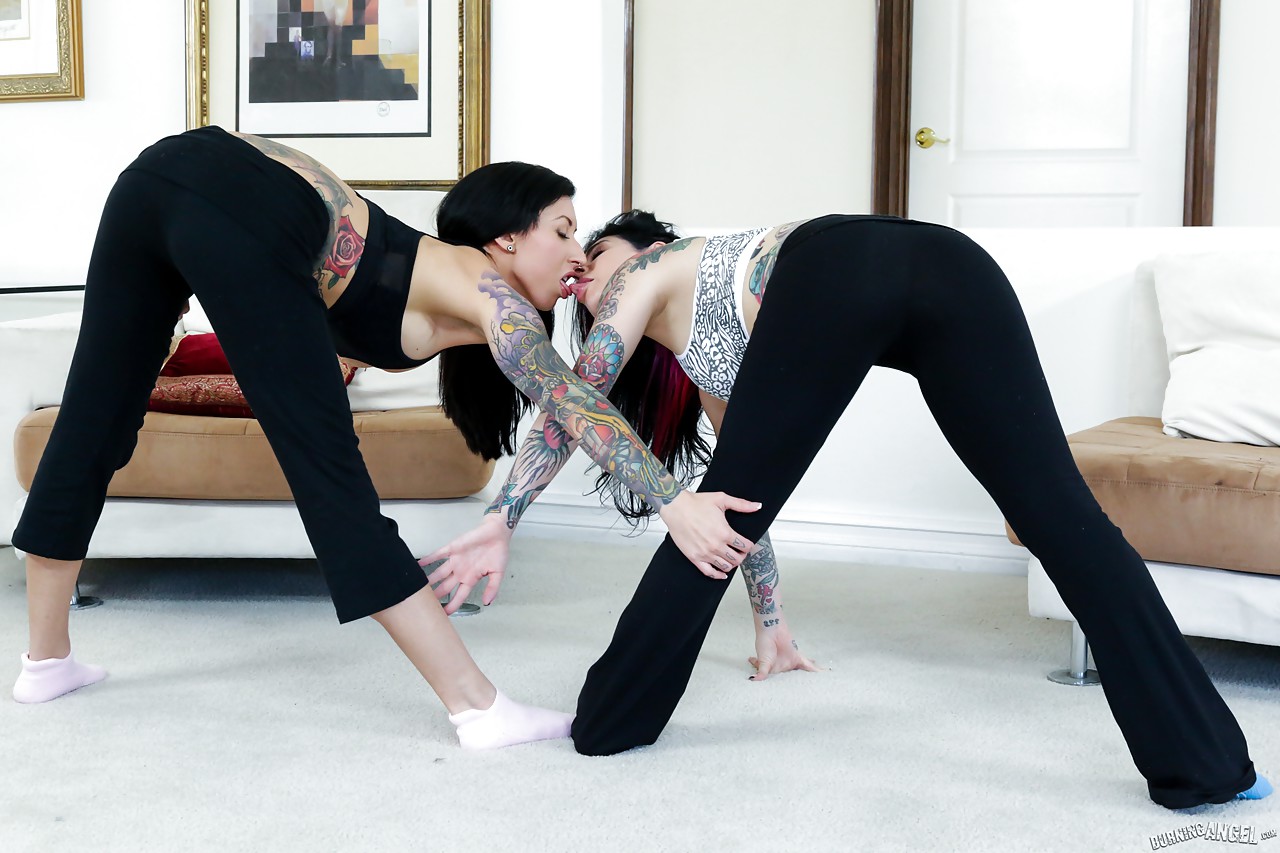 Tattooed Latina MILFs Joanna Angel and Lily Lane kiss during threesome #50506944