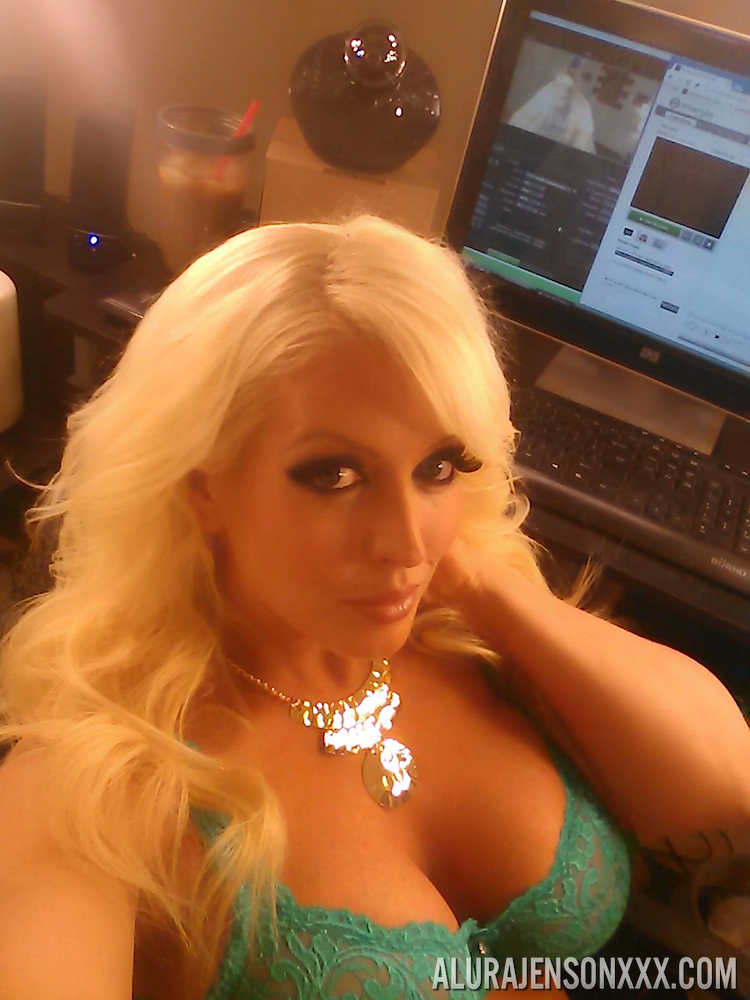 Platinum blonde bombshell Alura Jenson baring big tits for selfie #51831107