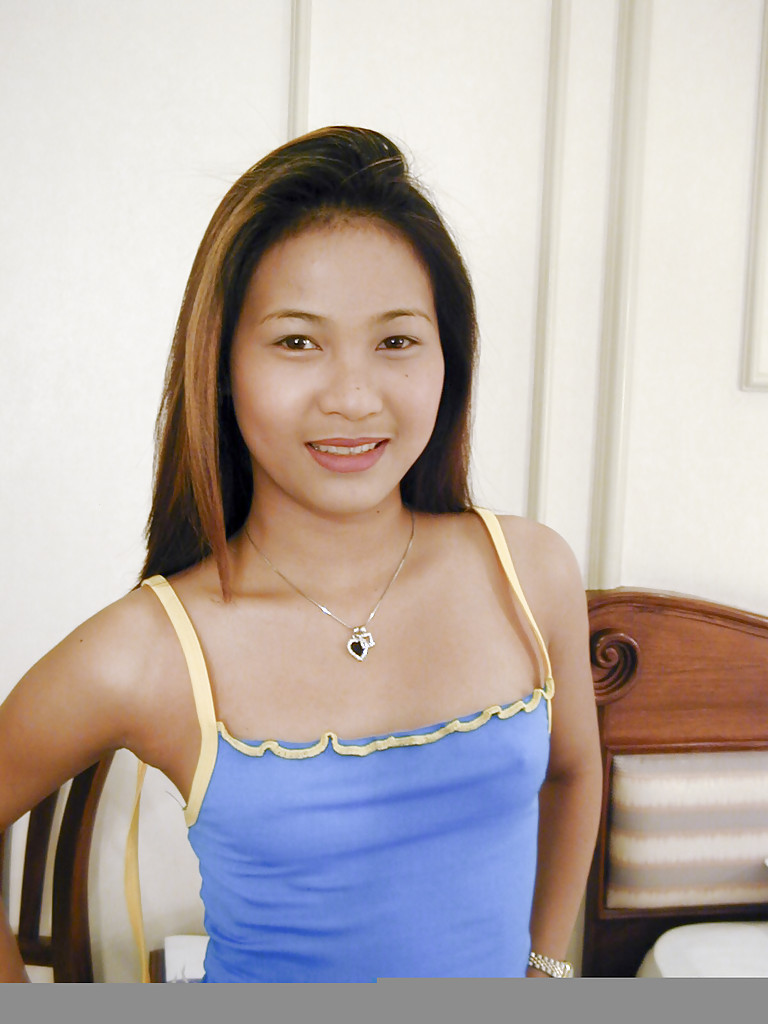 Tempting thai teen babe with sweet titties posing naked on the bed #52207609