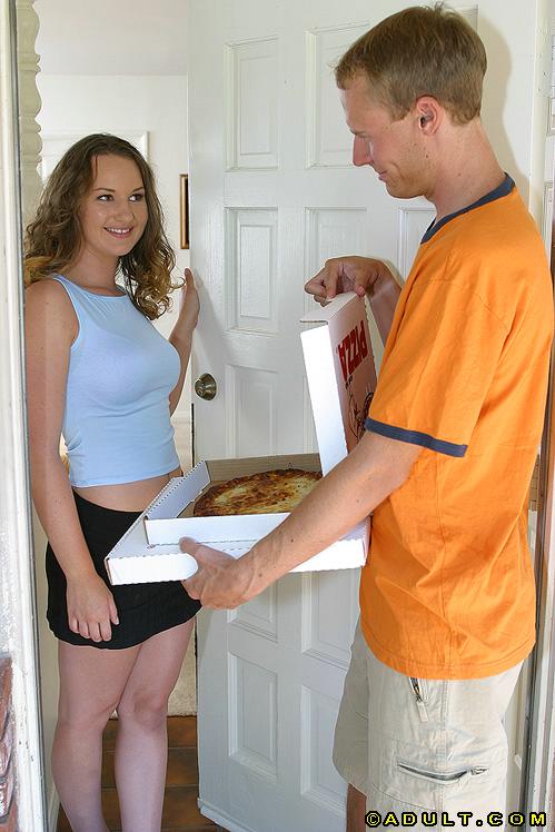 Pizza guys hunt for very tasty pussy of super hot milf Holly Day #52243758