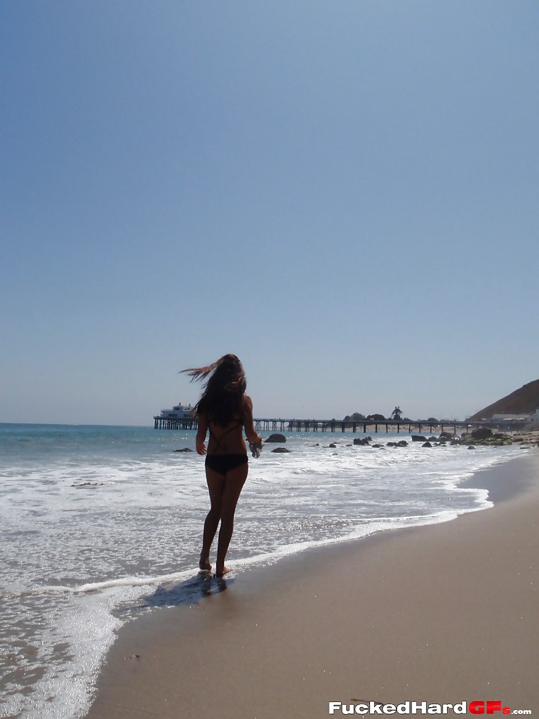 魅惑的なアマチュアのティーンWhitneyは彼女の男性とビーチでいくつかの楽しみを持っている
 #50153798
