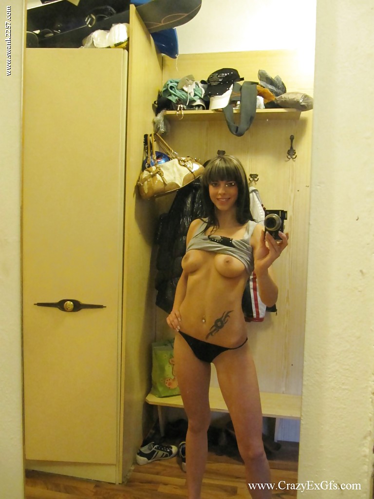Sweet girlfriend Mellie gets some naked self shots in the mirror #51824405