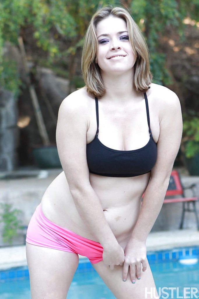 Pornstar Sierra Sanders freeing juicy ass from pink panties by swimming pool #55575631