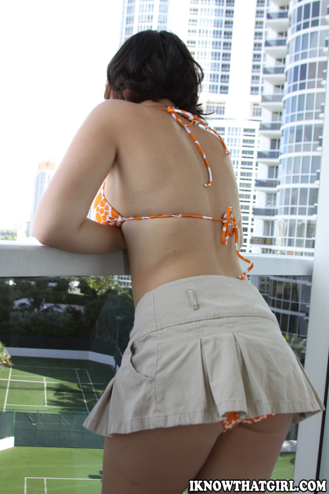 Amateur girlfriend Brooke Lee Adams shows her hot body outdoor #50157568