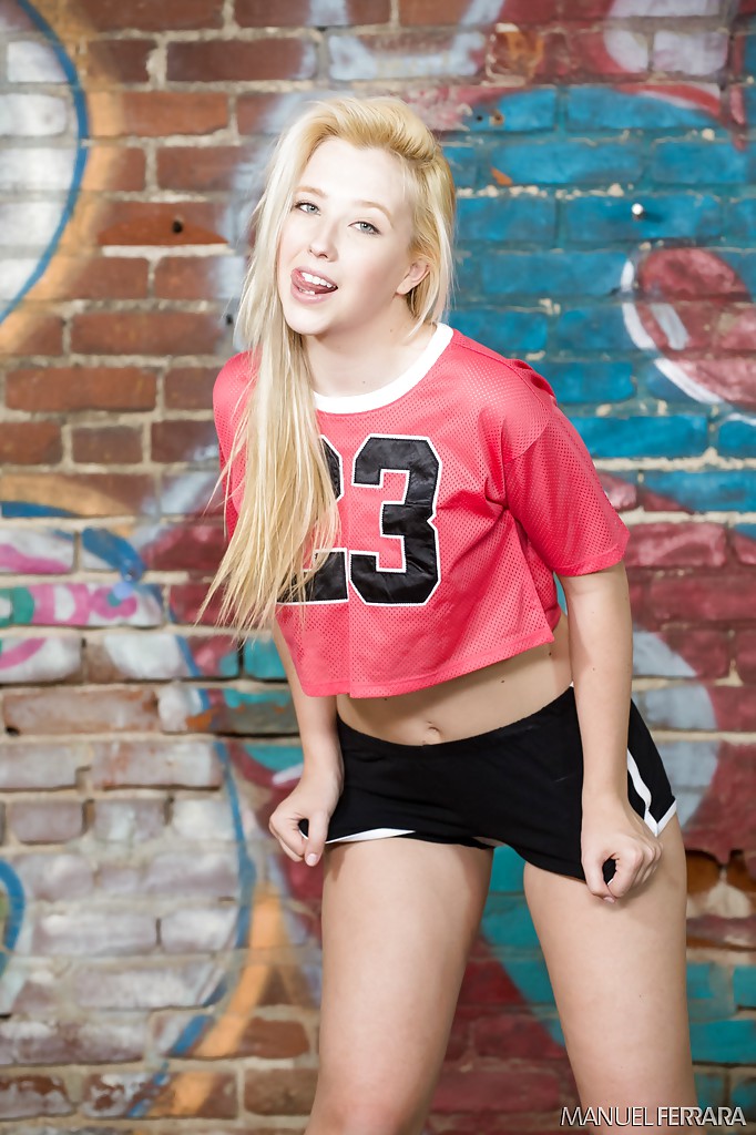 Teen pornstar Samantha Rone removing shorts to flash pink panties #52042003