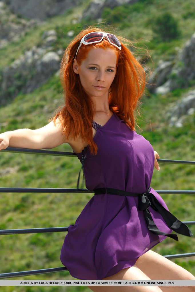 Redhead Ariel Piper Fawn undresses for nude modeling gig in National Park #51704641