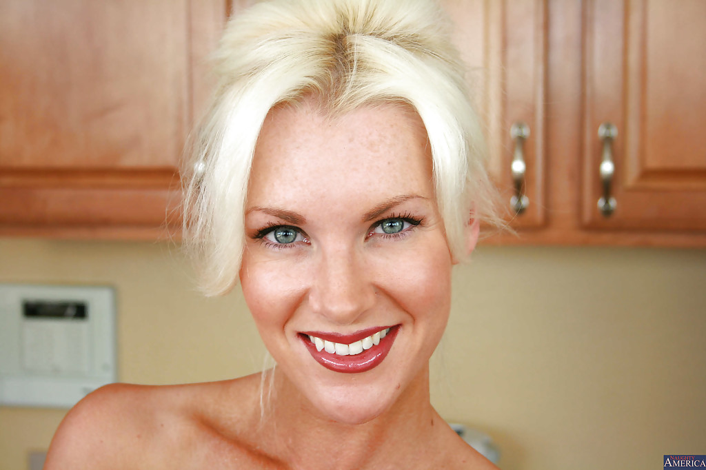 Undressing session reveals milf blonde teacher Brandi Edwards #50350607