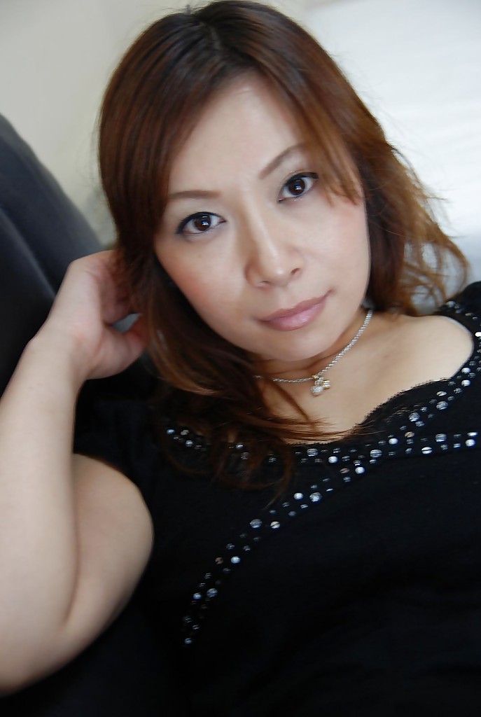 Asian MILF Machiko Nishizaki undressing and exposing her inviting cunt #50050096
