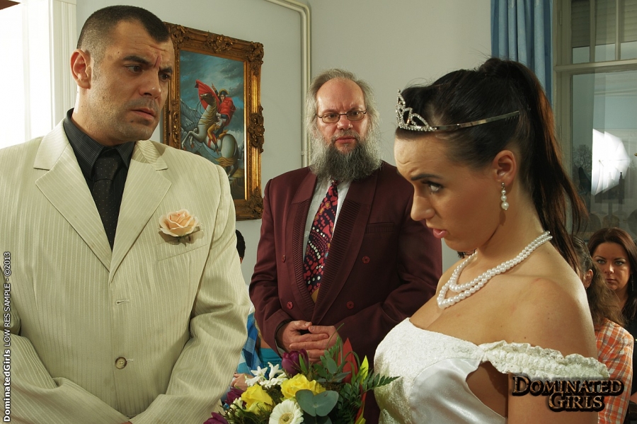 Dark haired babe Wild Devil enjoys BDSM action in her wedding dress #52364012