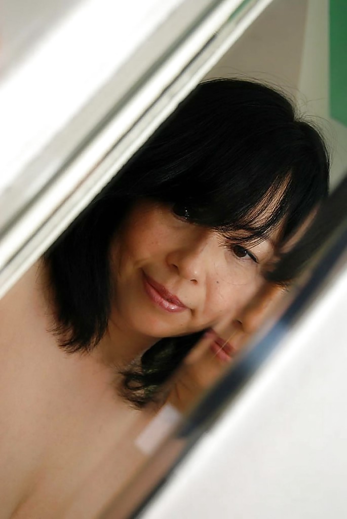 Asian MILF Norie Shibamura undressing and spreading her hairy lower lips #51192504