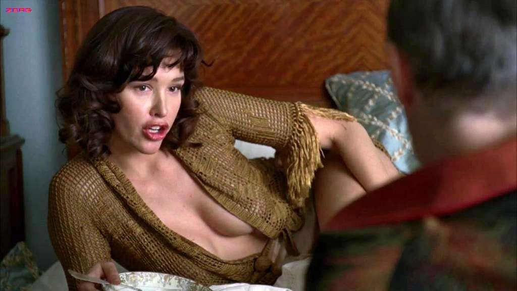 Paz de la huerta entblößt ihre schönen Titten und haarige Muschi im Film
 #75330799