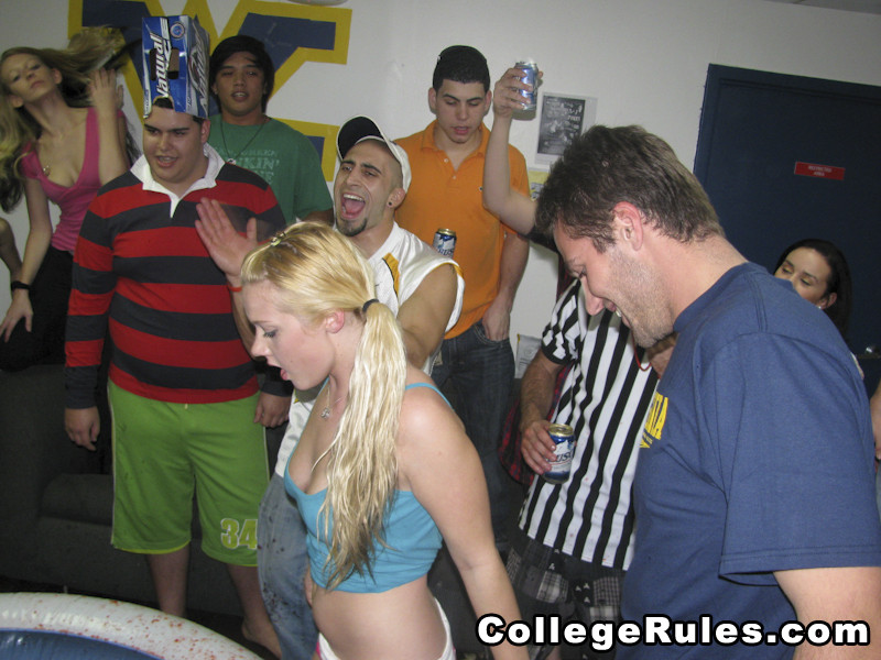 Big ass college girl is getting fucked at the party #74561558