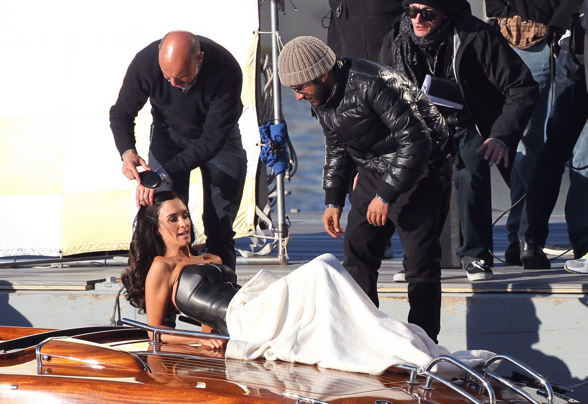 Paz Vega im Badeanzug beim Dreh eines L'Oreal-Werbespots auf Catalina Island
 #75307676