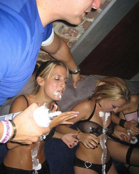 Really drunk amateur girlfriends going wild #76395962