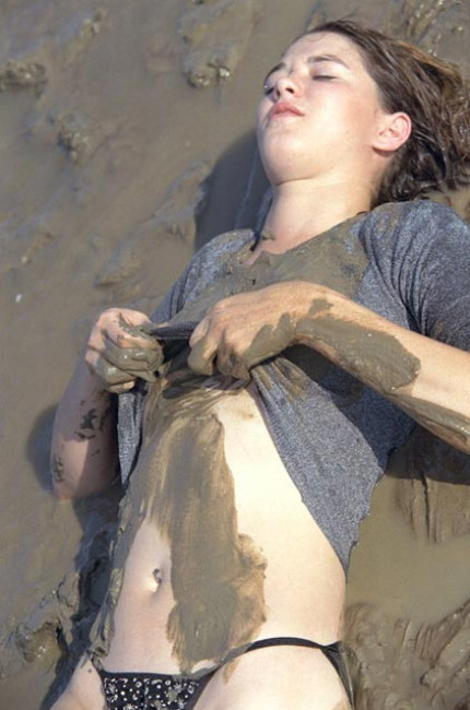 Angelic body teen spreading in mud #76621330